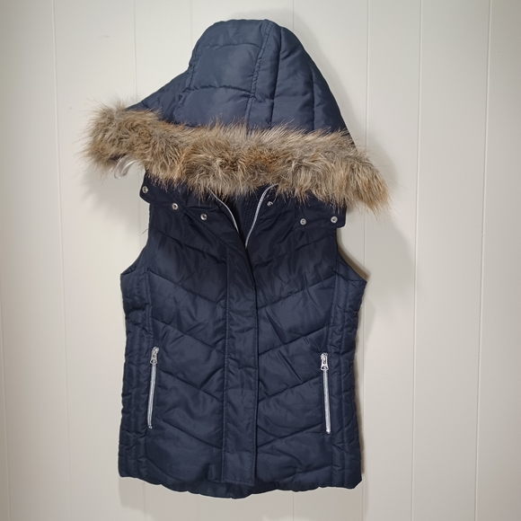 H&M Jackets & Coats Hm Logg Faux Fur Puffer Hood Vest Poshmark
